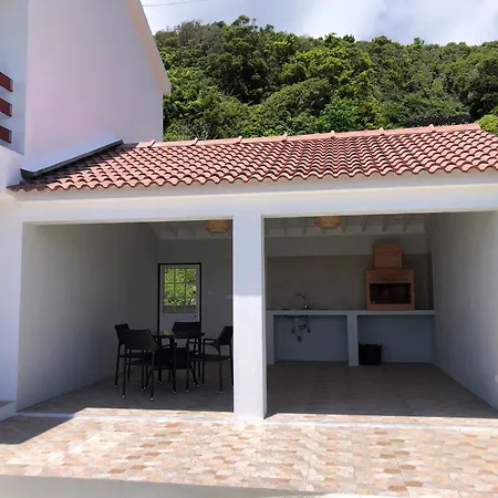 Casa Da Baia Da Feteira Vakantiehuis Lajes do Pico